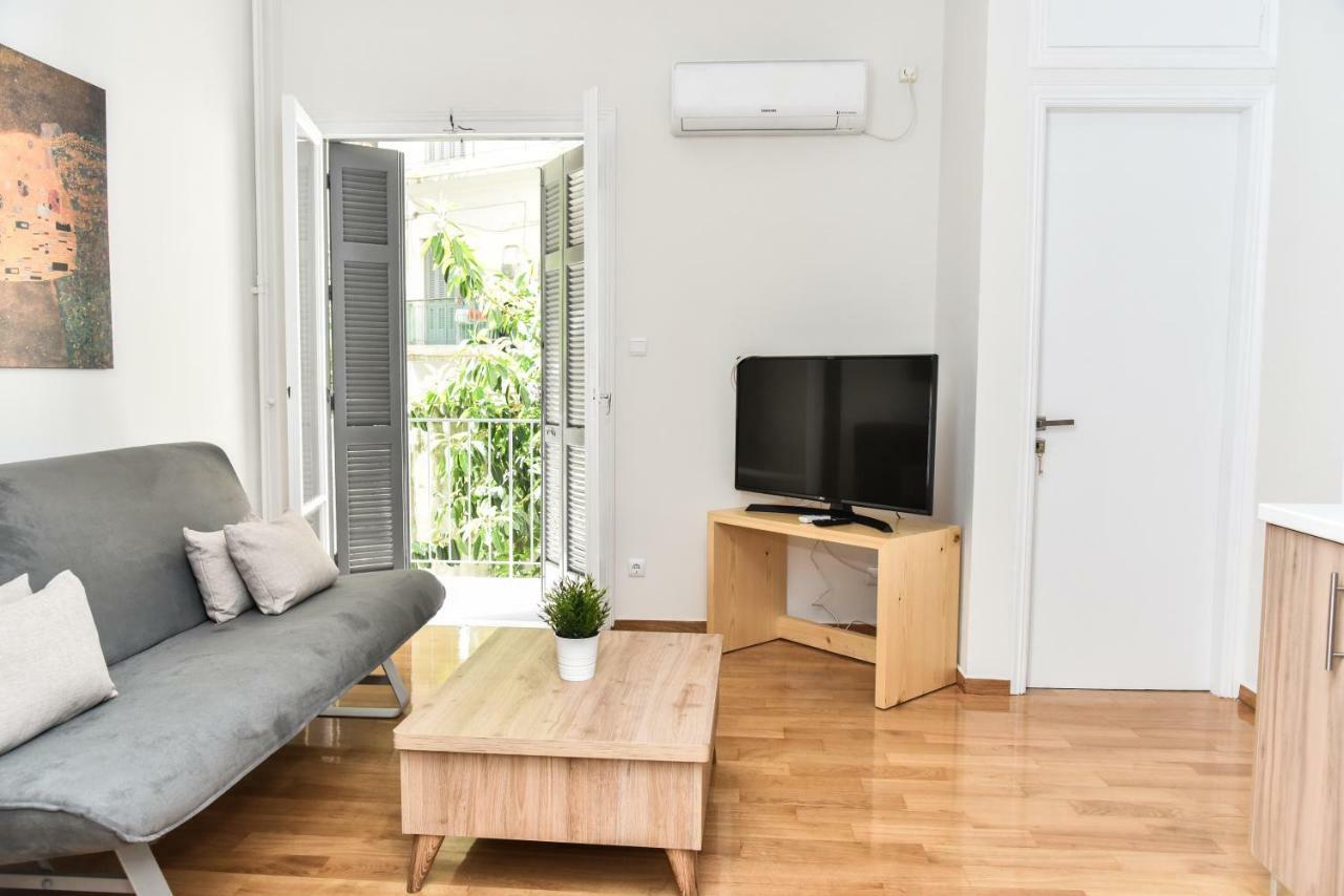 Warm Apartment At Exarchia 1 Bed 2 Pers Athens Exterior photo
